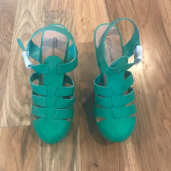 New Wedges - Picture 2 of 4